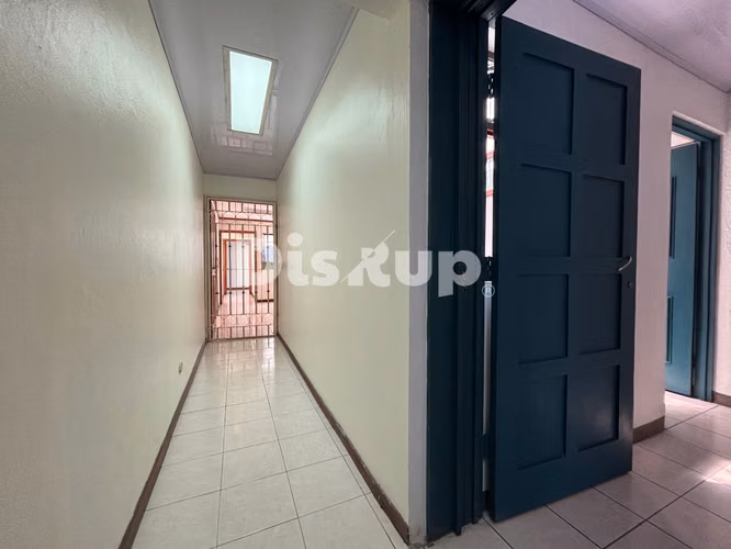 Venta de edificio. Uso de suelo comercial. San José centro