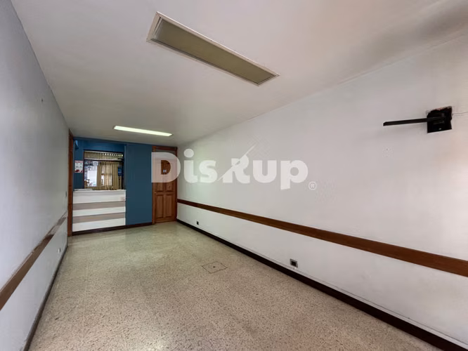 Venta de edificio. Uso de suelo comercial. San José centro