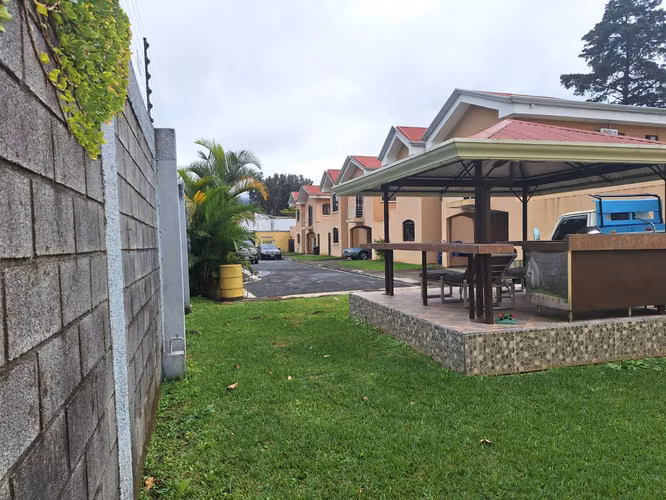 VENTA DE CONDOMINIO 3 CASAS COSTA RICA SAN JOSE CURRIDABAT. - Imagen 5