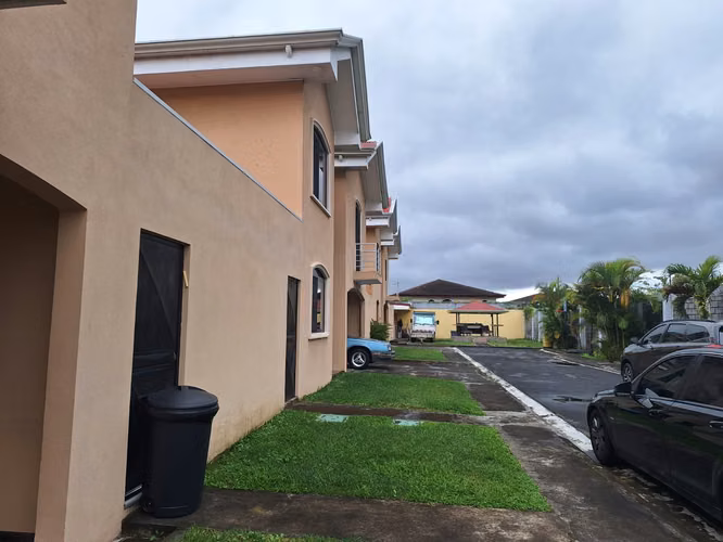 VENTA DE CONDOMINIO 3 CASAS COSTA RICA SAN JOSE CURRIDABAT. - Imagen 17