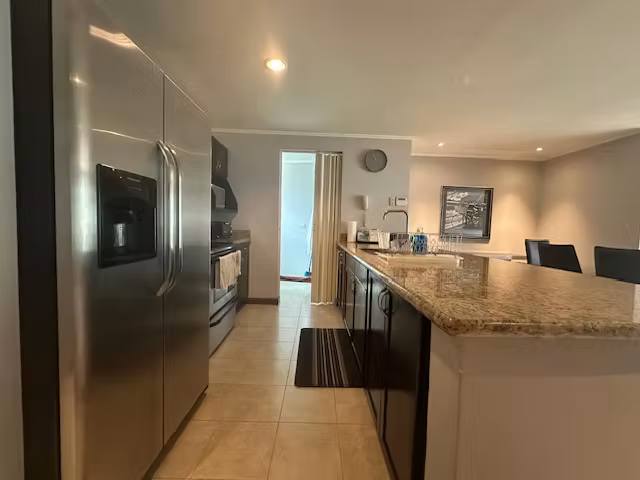 Apartamento Amueblado en Alquiler en Escazu con excelente Ubicación - Imagen 7