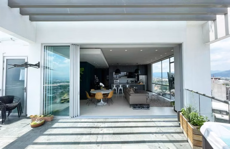 Apartamento con terraza de Lujo en Nunciatura, alquiler o venta! P525