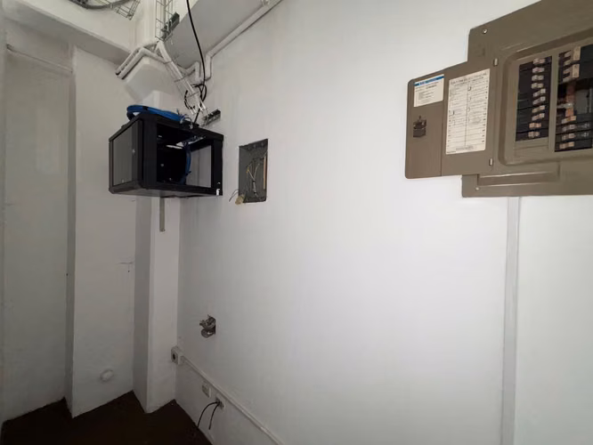 ALQUILER DE OFICINAS EN EDIFICIO CORPORATIVO - ESCAZU