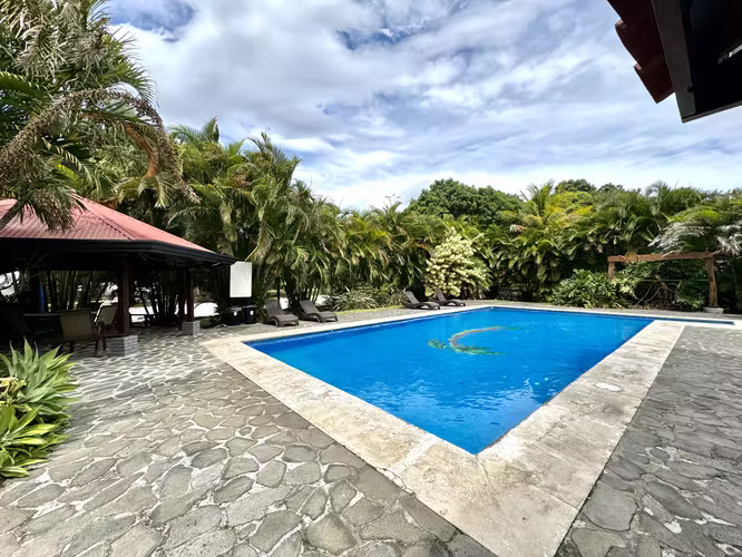 VENTA DE CASA CON ARQUITECTURA COLONIAL, PATIO CENTRAL Y FUENTE - POZOS DE SANTA ANA - Imagen 19