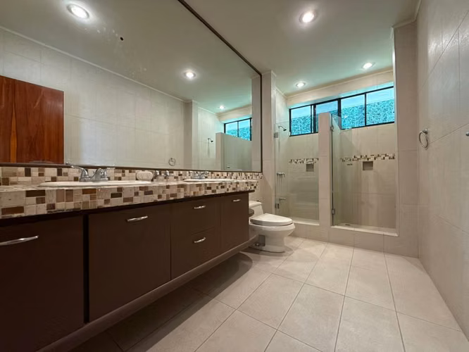 ALQUILER DE CASA EN CONDOMINIO PRIVADO, SAN RAFAEL DE ESCAZÚ* - Imagen 14