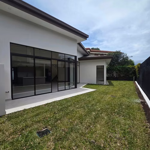 Casa Nueva en Condominio Camino del Sol, San Roque