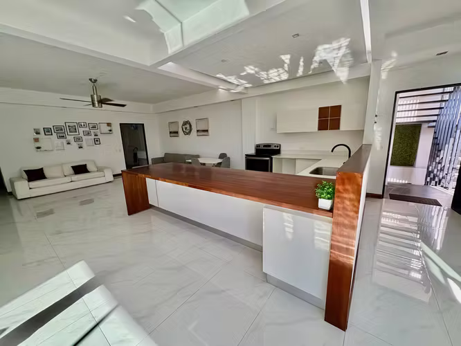 POZOS DE SANTA ANA! APARTAMENTO AMOBLADO EN ALQUILER