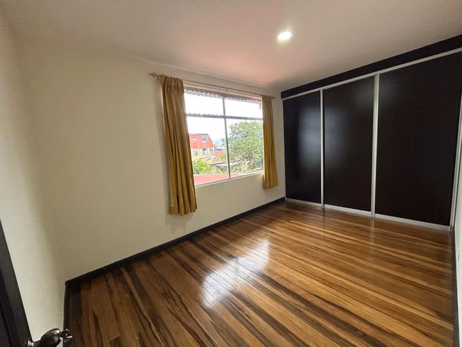 Alquiler de Propiedad para Oficinas en Barrio Luján