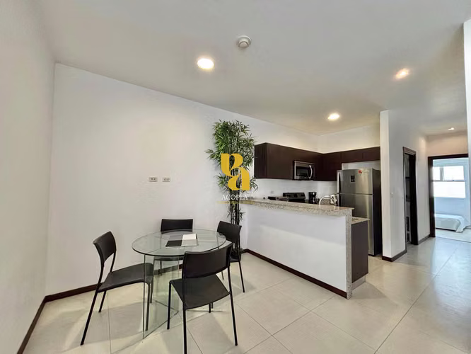 Venta de apartamento en condominio en Cariari, Heredia