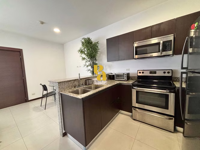 Venta de apartamento en condominio en Cariari, Heredia