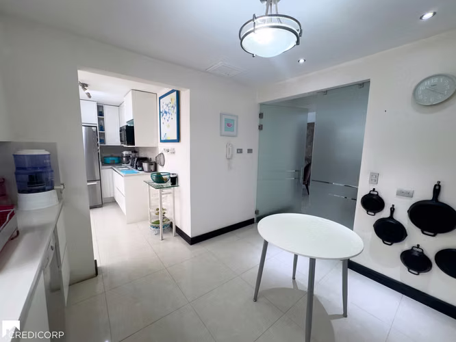 Casa moderna con uso de suelo mixto en Residencial Altamonte, Curridabat - Imagen 8