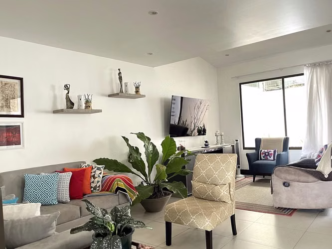 En Venta | Casa Moderna de 3 Habitaciones en Bosques del Café, Guachipelín | Amenidades y Vistas - Imagen 7