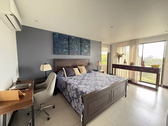 En Venta | Casa Moderna de 3 Habitaciones en Bosques del Café, Guachipelín | Amenidades y Vistas - Imagen 10