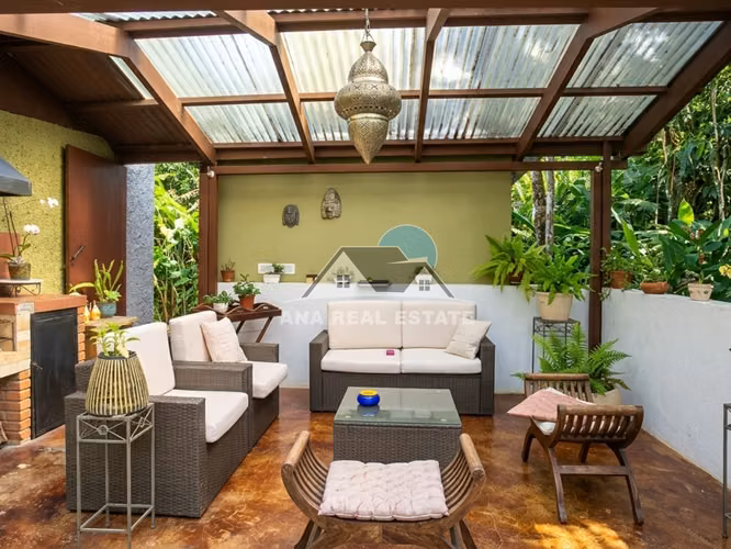 ¡REBAJADA! Casa con Apartamento y Jardines en Sabanilla | $415,000 - Imagen 15