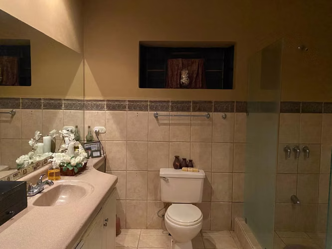 VENDO CASA EN GETSEMANI HEREDIA