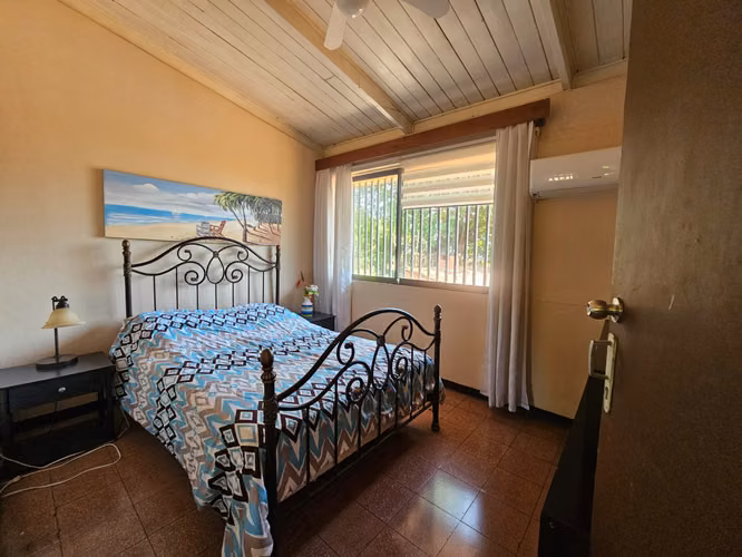 PUNTARENAS EN VENTA. JUNTO AL MAR! EXCELENTE PRECIO Y NEGOCIABLE!