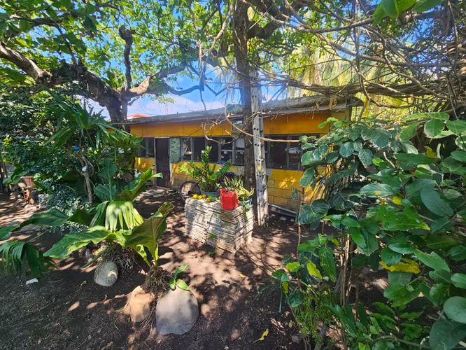 PUNTARENAS EN VENTA. JUNTO AL MAR! EXCELENTE PRECIO Y NEGOCIABLE!