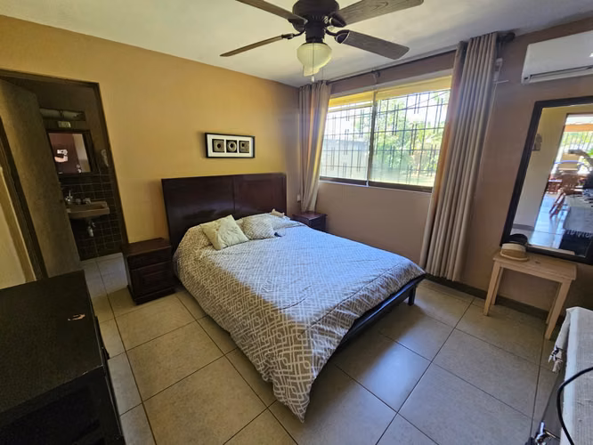 PUNTARENAS EN VENTA. JUNTO AL MAR! EXCELENTE PRECIO Y NEGOCIABLE!