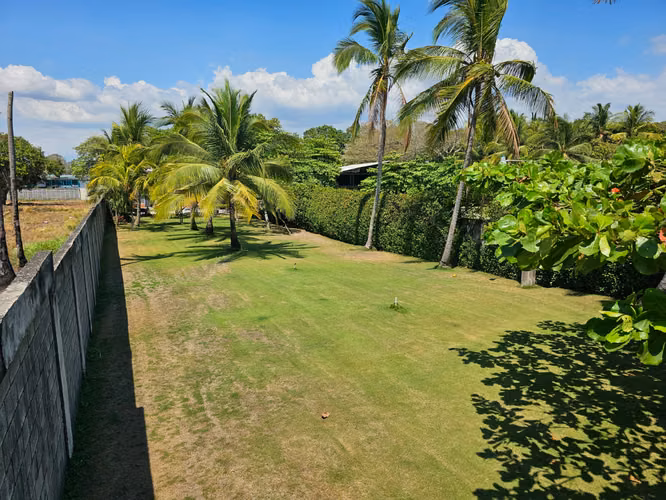 PUNTARENAS EN VENTA. JUNTO AL MAR! EXCELENTE PRECIO Y NEGOCIABLE!