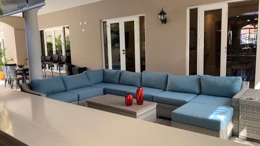 Casa en Venta en Heredia Ciudad Cariari | Jardín, Piscina y Ubicación Premium