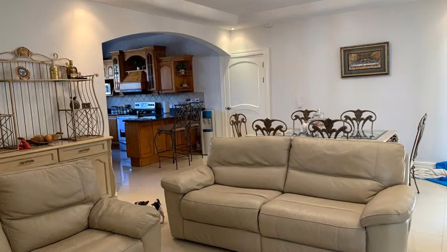 Casa en Venta en Heredia Ciudad Cariari | Jardín, Piscina y Ubicación Premium