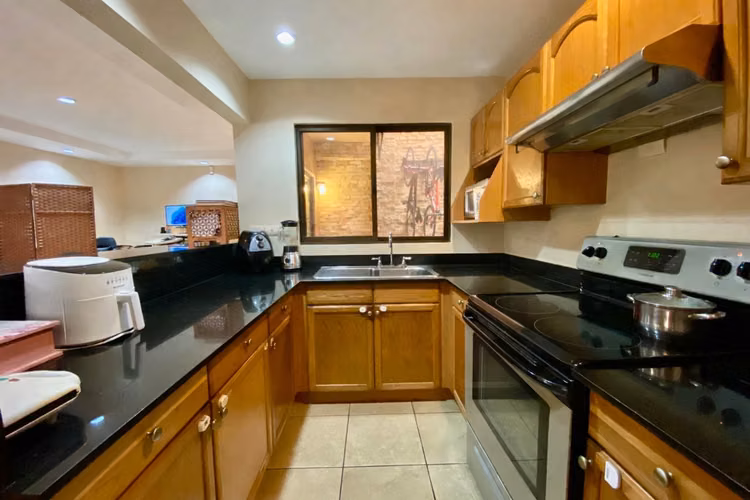 Viva en Santa Ana – Casa en Condominio con Seguridad y Excelente Ubicación