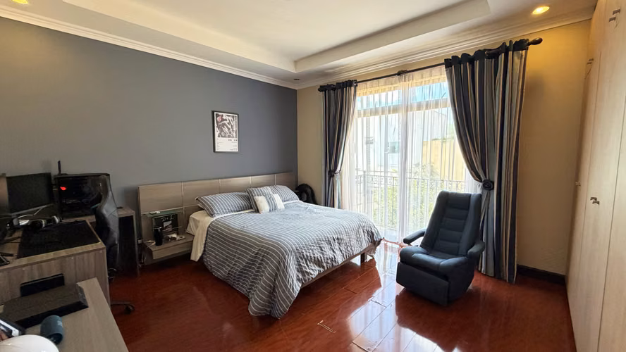Venta casa de lujo Residencial Altamonte, Curridabat. (FE)