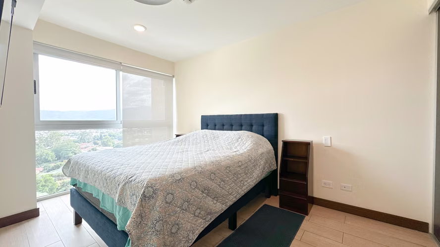 Venta de Apartamento en los Yoses (2 Habitaciones)