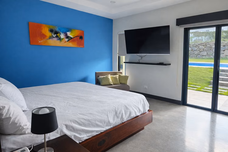 CASA DE 1 PLANTA EN CONDO- LAS VUELTAS-GUACIMA-ALAJUELA SE VENDE