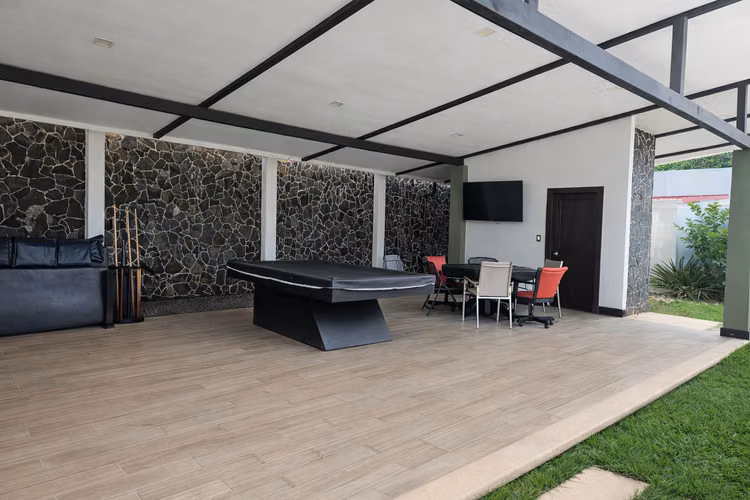 CASA DE 1 PLANTA EN CONDO- LAS VUELTAS-GUACIMA-ALAJUELA SE VENDE