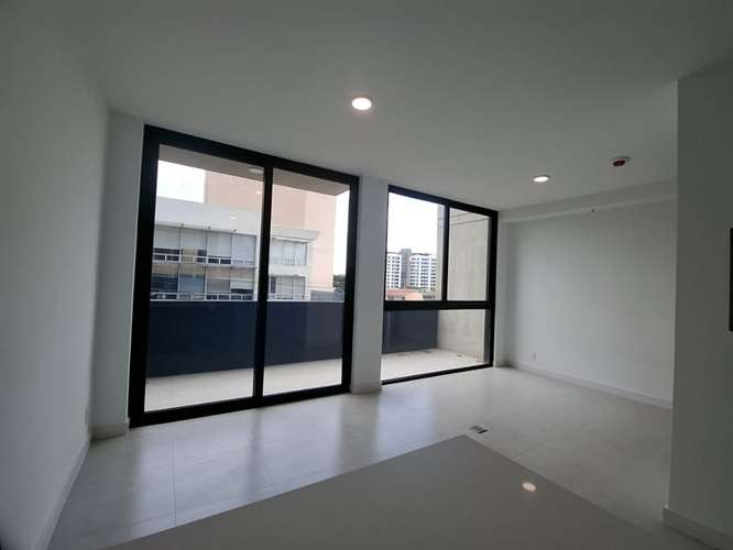 Alquiler de Apartamento Tipo Studio en Torre Sky Garden Sabana - Imagen 6