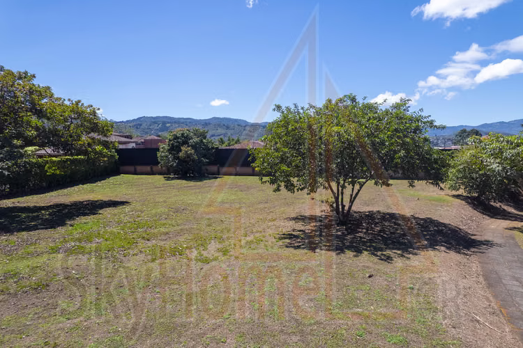 7000 / Lote / 1260 MTS / venta / Curridabat / Esquinero / Plano / Vista - Imagen 9
