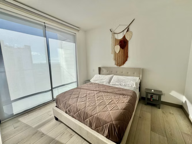 Apartamento amueblado y equipado de dos dormitorio en Sabana