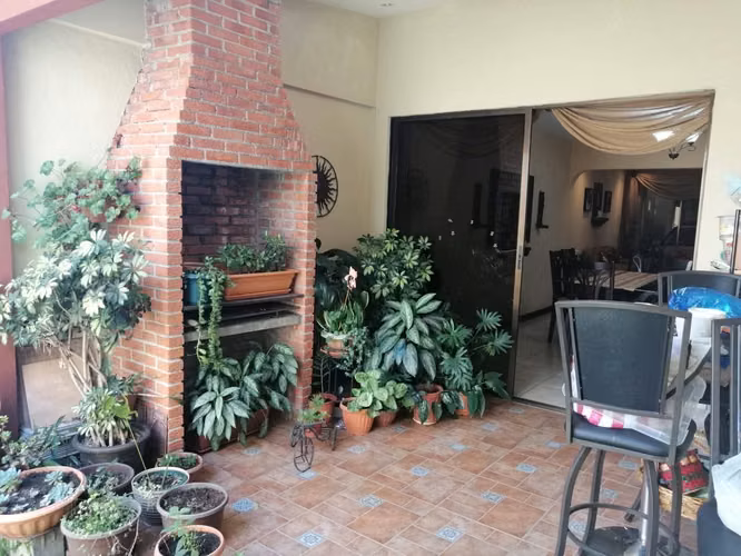 Se Vende Amplia Casa en San Rafael de Heredia
