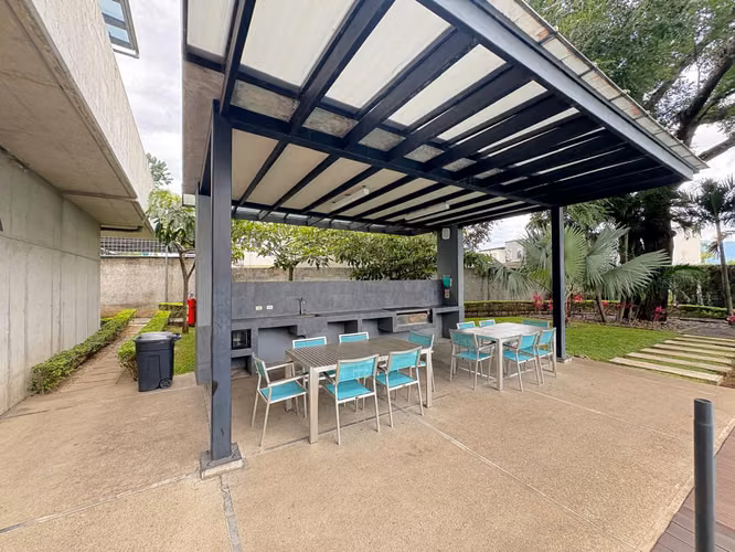 Alquiler Apartamento 2 hab Sportiva Cariari de Heredia - Imagen 12