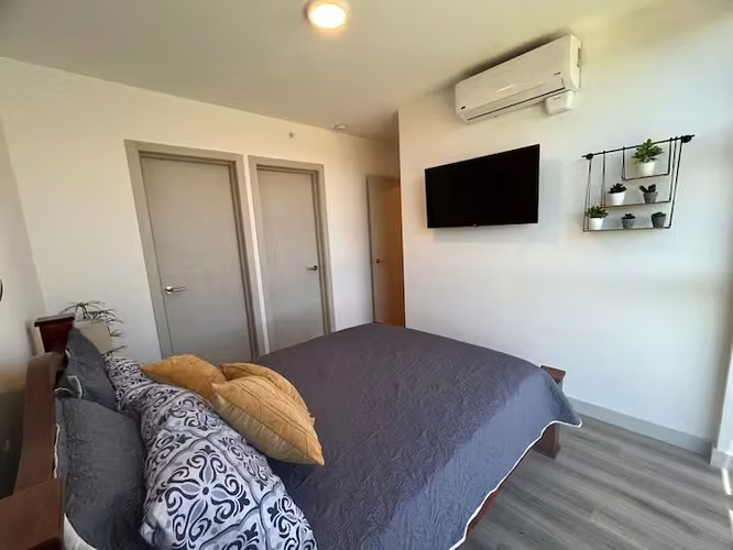 Se vende apartamento amueblado Torre Nucleo Sabana - Imagen 12