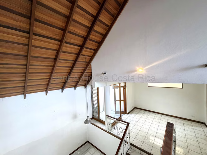 Venta de Casa en Guadalupe Colonia del Rio - Imagen 5