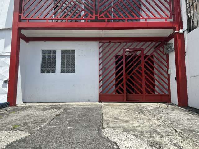 Local ALQUILA for Trade, Office and / or Bodega in Betania Montes de Oca