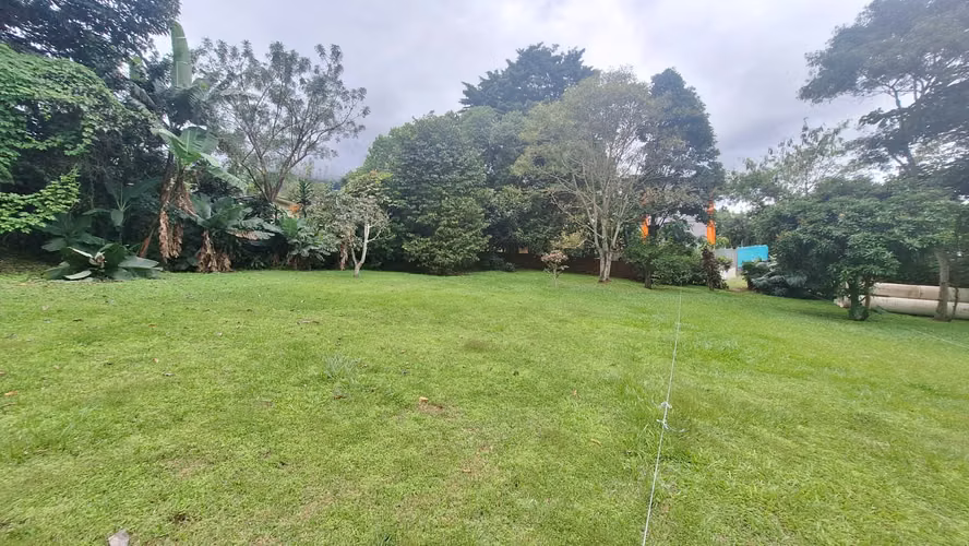 Venta de lote en San Antonio de Escazú -plano RH