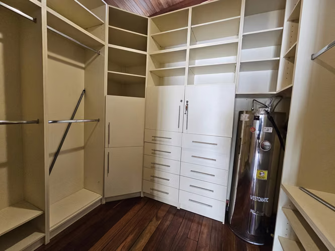 VENDO CASA DE DOS PLANTAS EN RESIDENCIAL ALTAMONTE GRANADILLA