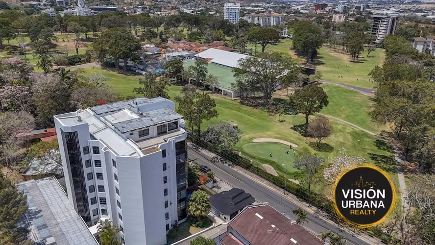 Apartamento de 3 Habitaciones en Escazú