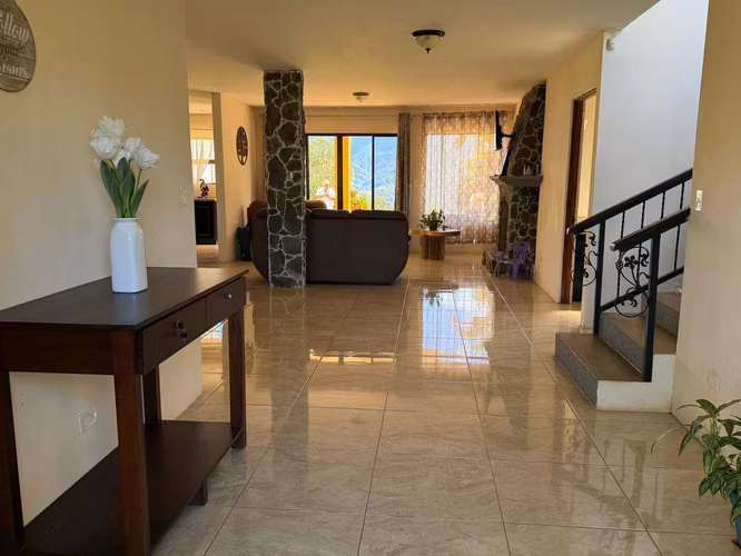 SE VENDE HERMOSA PROPIEDAD CON CASA