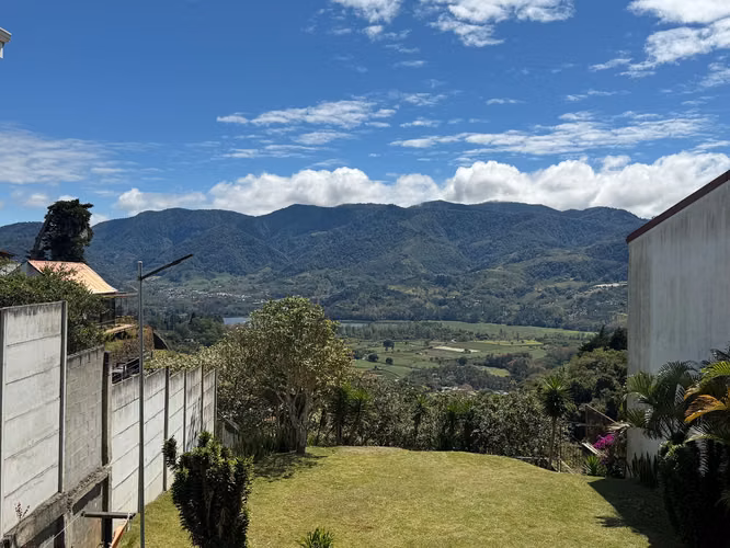 SE VENDE HERMOSA PROPIEDAD CON CASA