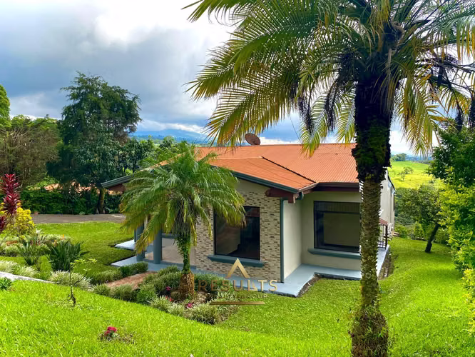 NUEVO! Nice San Isidro home with Amazing Views! - Imagen 3