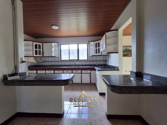 NUEVO! Nice San Isidro home with Amazing Views! - Imagen 7