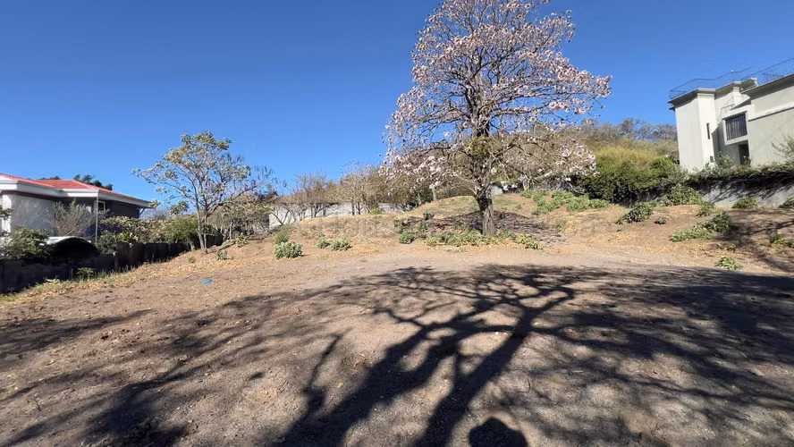 VENTA LOTE EN URBANIZACIÓN SAN RAFAEL DE ESCAZÚ - Imagen 10