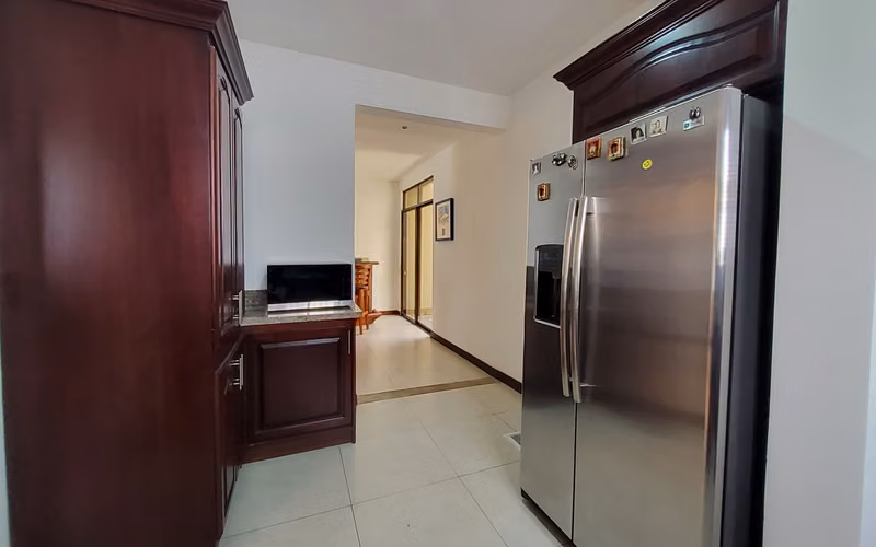 CASA MODERNA EN CONDOMINIO POZOS DE SANTA ANA-259m2-3 HABITACIONES-FINOS ACABADOS - Imagen 8