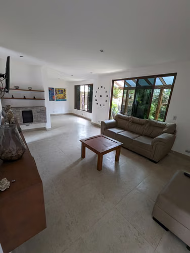 Casa en exclusivo Condominio 5 dormitorios gimnasio canchas tenis - Imagen 6