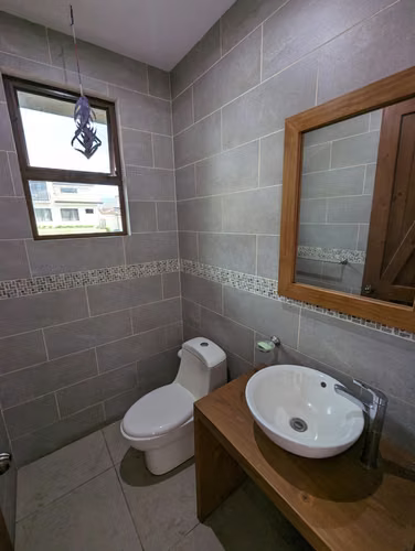 Casa en exclusivo Condominio 5 dormitorios gimnasio canchas tenis - Imagen 3