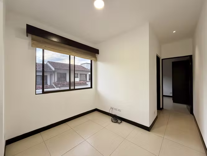 Casa en venta en condominio en Lagunilla de Heredia - Imagen 8